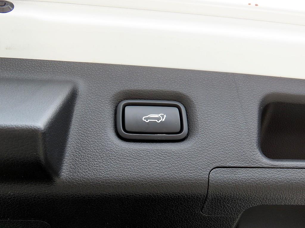 HYUNDAI Santa Fe 2023 Blanco - Importación desde Corea - HF Imports Iquique - Foto 15