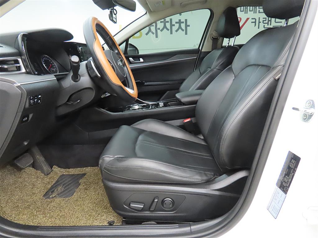 KIA K5 - Vista 5