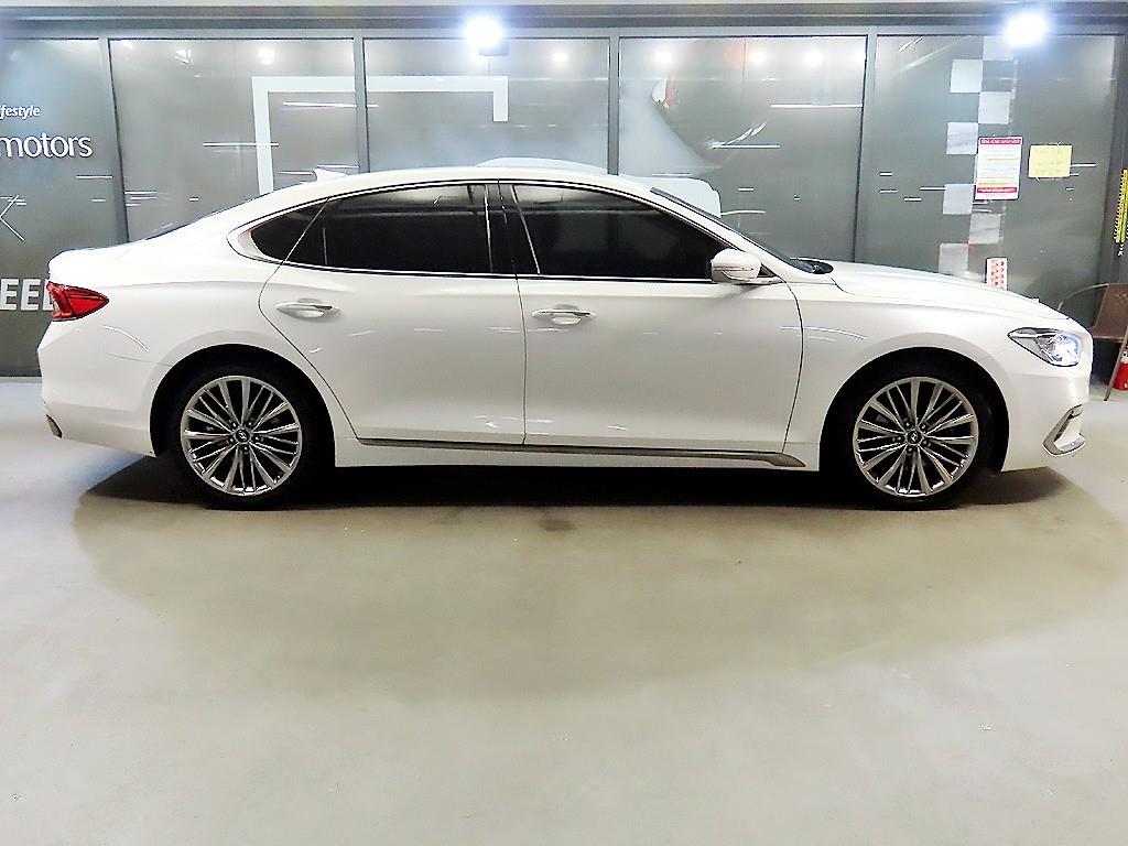 HYUNDAI Grandeur - Vista 3