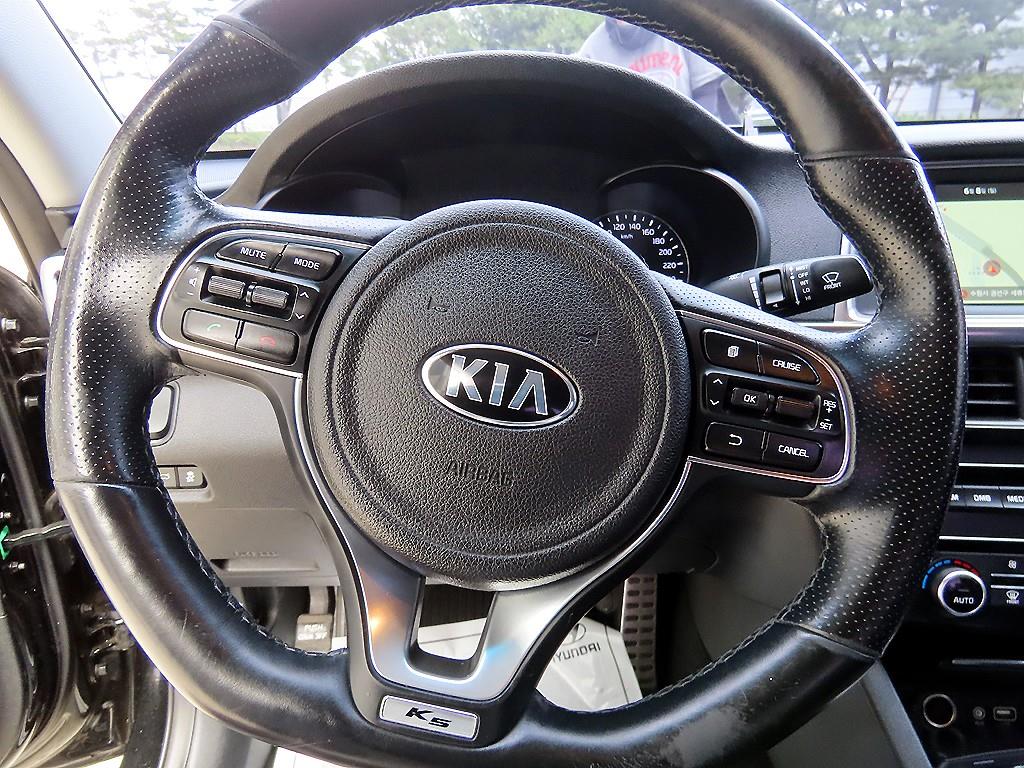 KIA K5 - Vista 8