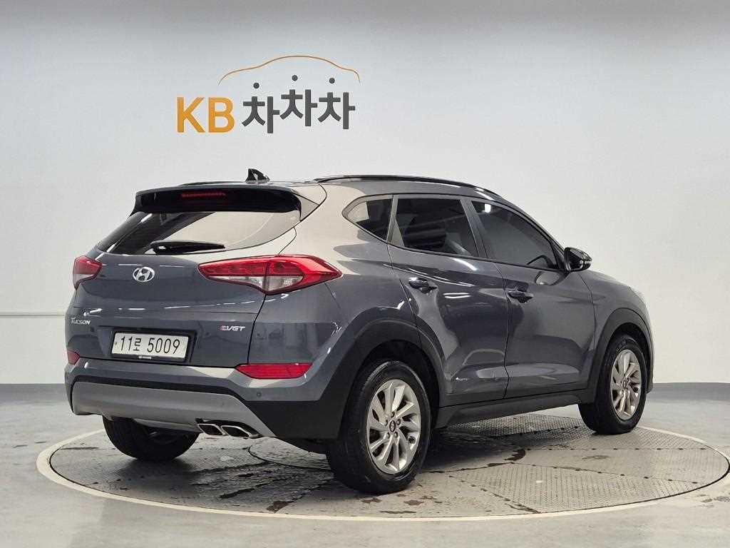 HYUNDAI Tucson - Vista 3