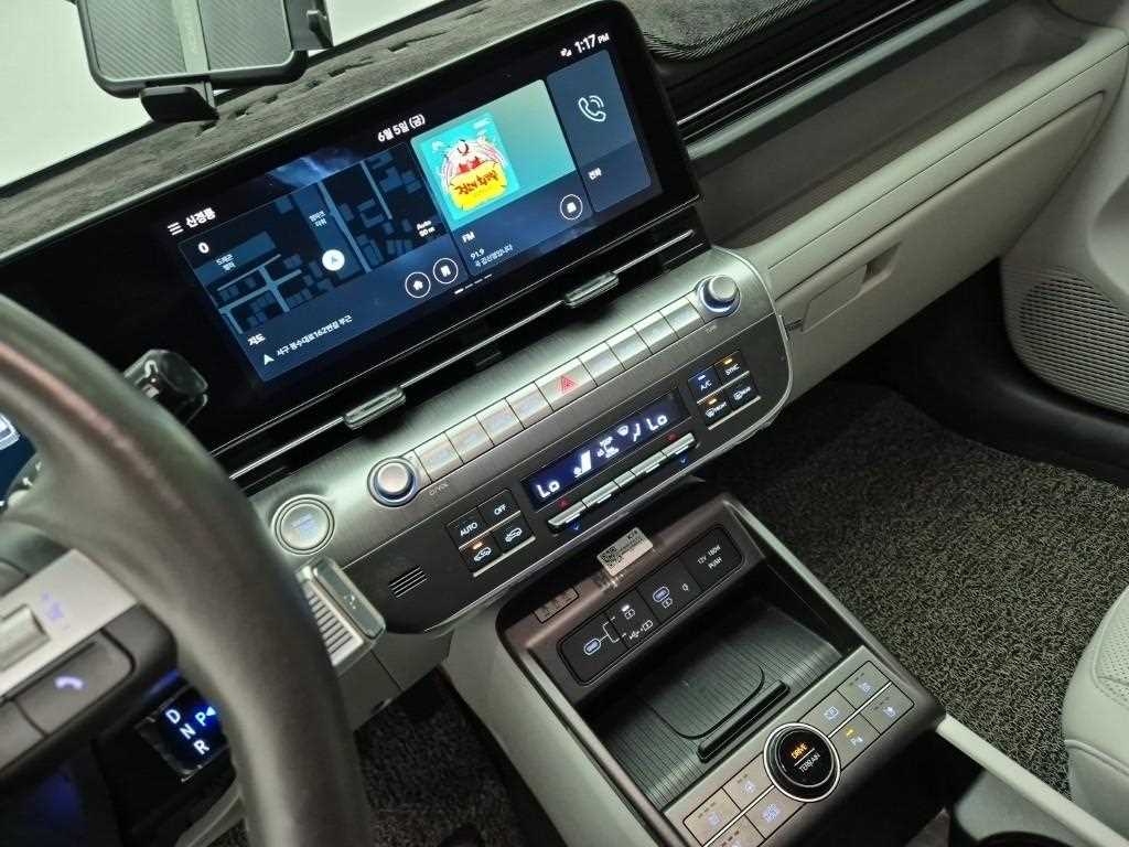 HYUNDAI Kona - Vista 10