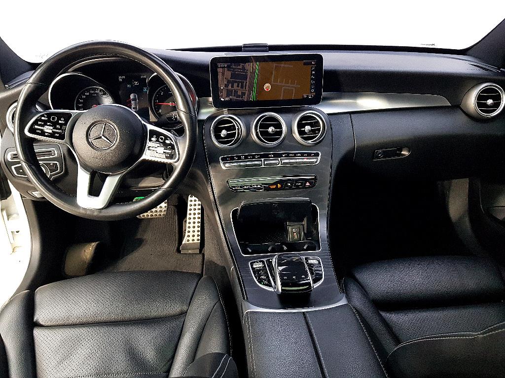 Mercedes Benz C Class - Vista 5