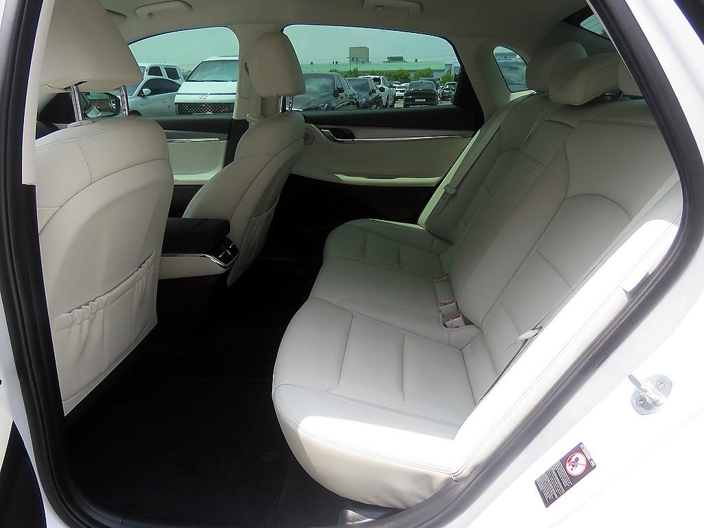 HYUNDAI Grandeur - Vista 7