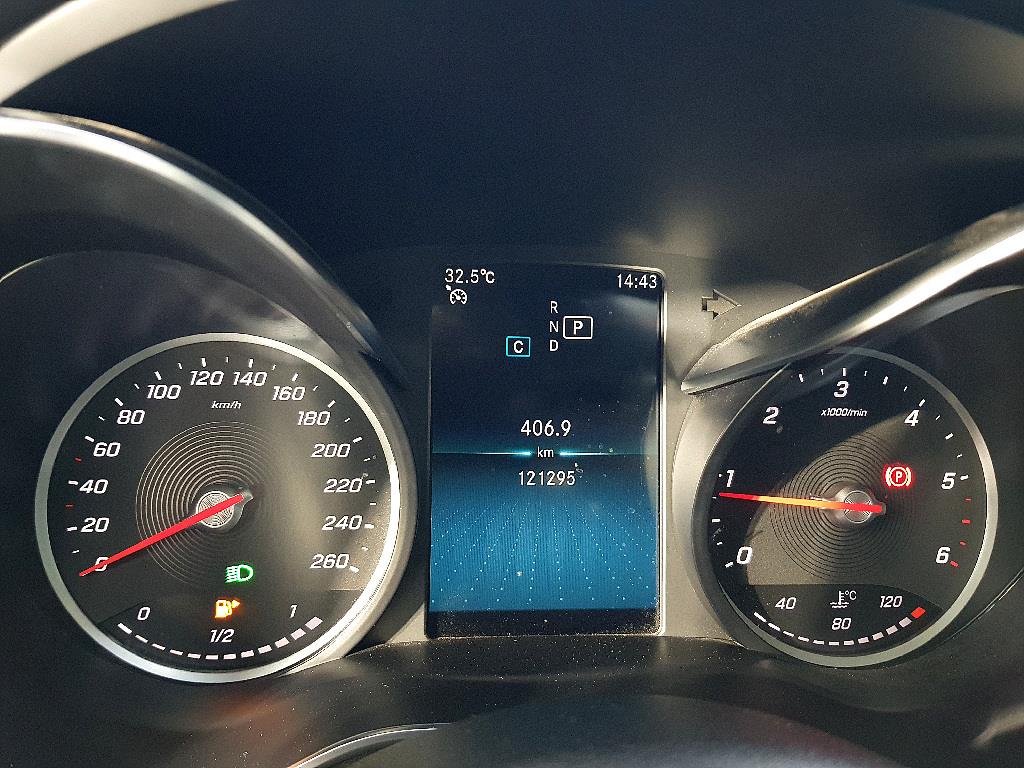 Mercedes Benz C Class - Vista 7