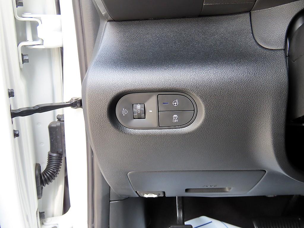 HYUNDAI Casper - Vista 12