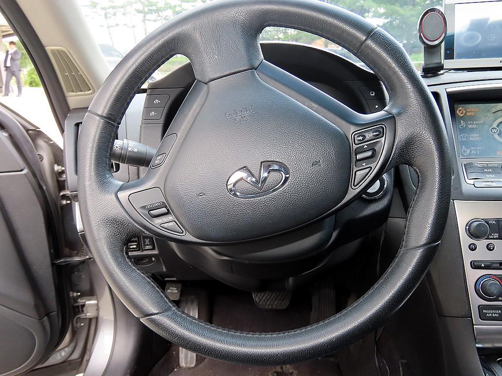 Infiniti G - Vista 8