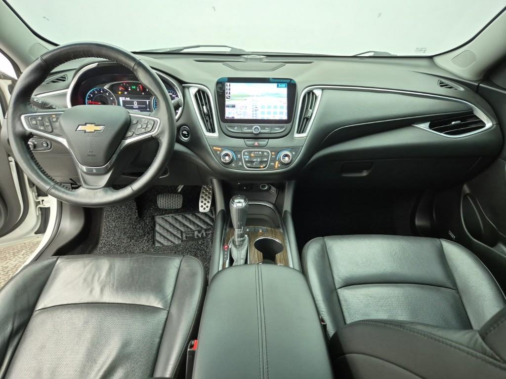 Chevrolet Malibu - Vista 5