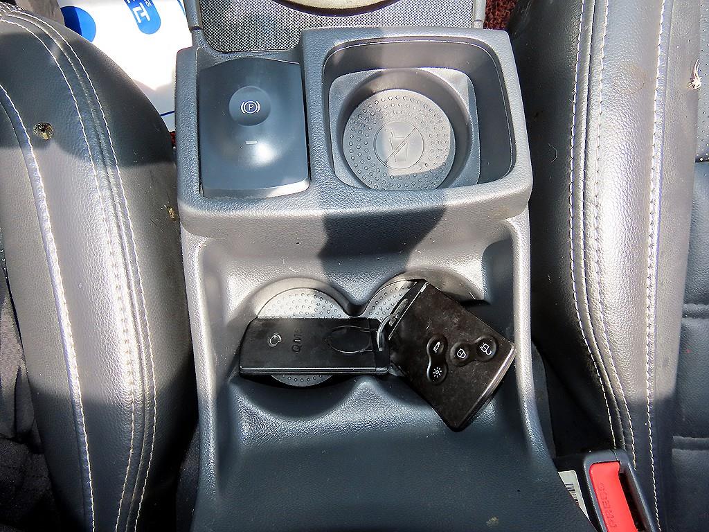 SAMSUNG QM5 2016 Blanco - Importación desde Corea - HF Imports Iquique - Foto 13