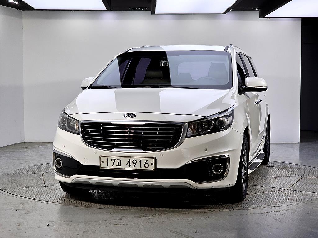 KIA Carnival - Vista 2