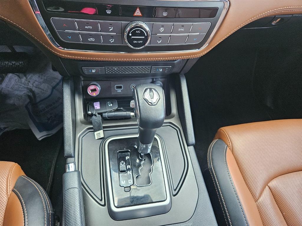 Ssangyong Rexton 2019 Gris - Importación desde Corea - HF Imports Iquique - Foto 13