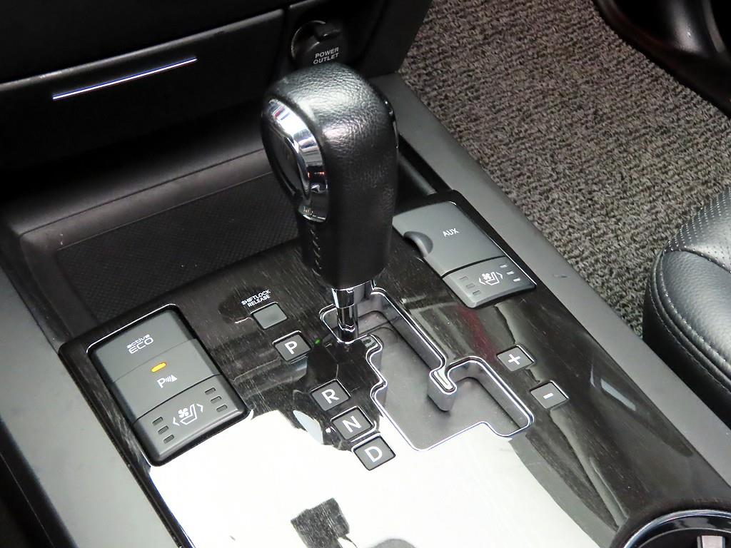KIA Mohave - Vista 10