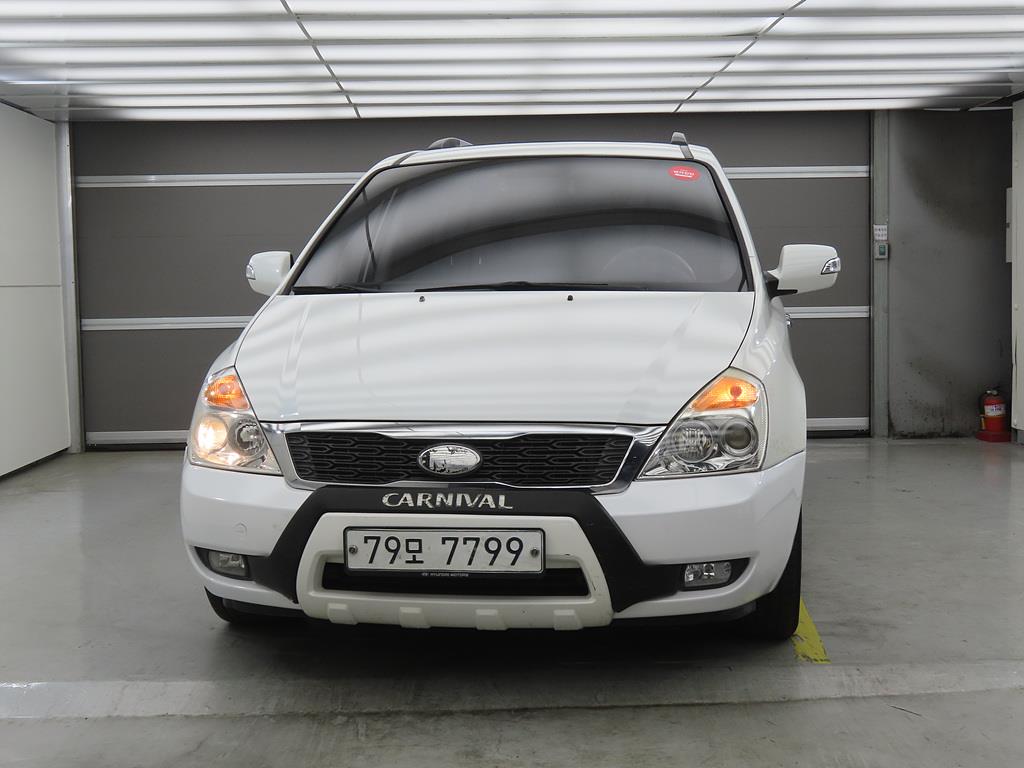KIA Carnival - Vista 2