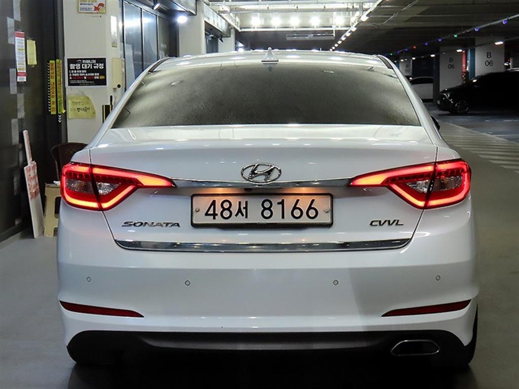 HYUNDAI Sonata - Vista 5
