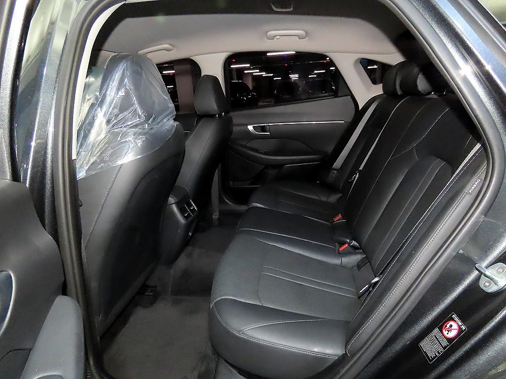 HYUNDAI Sonata - Vista 7