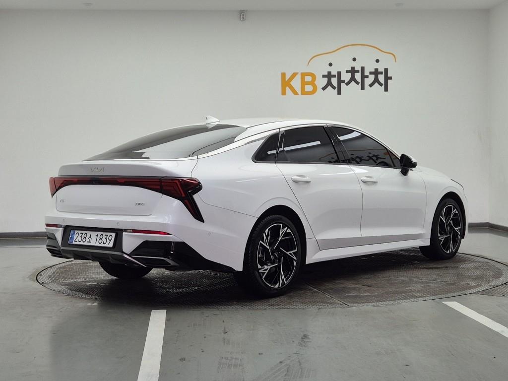 KIA K5 - Vista 4