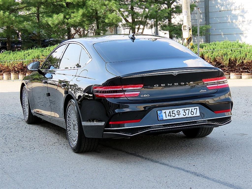Genesis G80 - Vista 3
