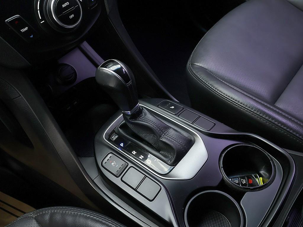HYUNDAI Santa Fe 2013 the color of pearl - Importación desde Corea - HF Imports Iquique - Foto 10