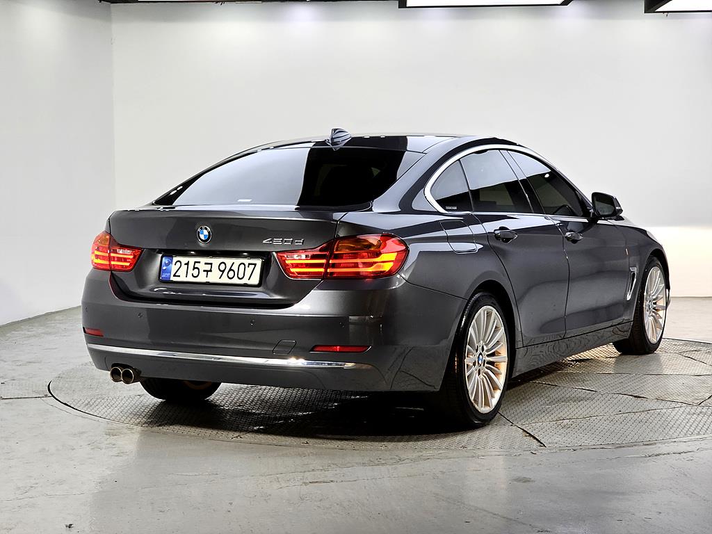 BMW 4 Series - Vista 4