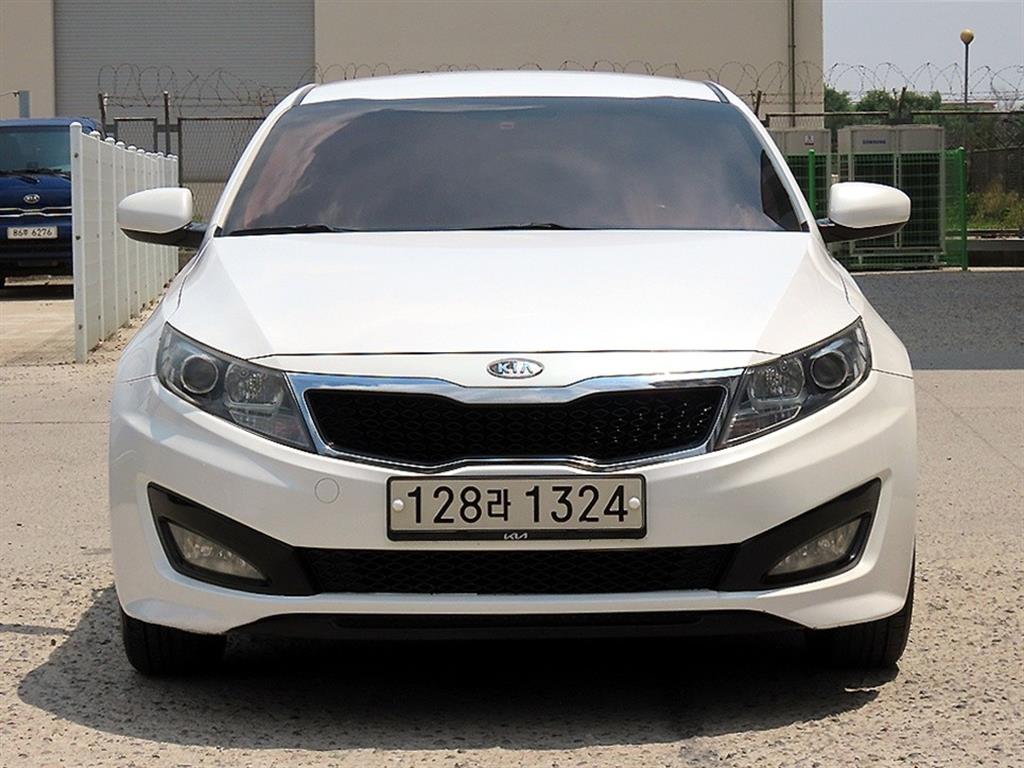 KIA K5 2011 Blanco - Importación desde Corea - HF Imports Iquique - Foto 1