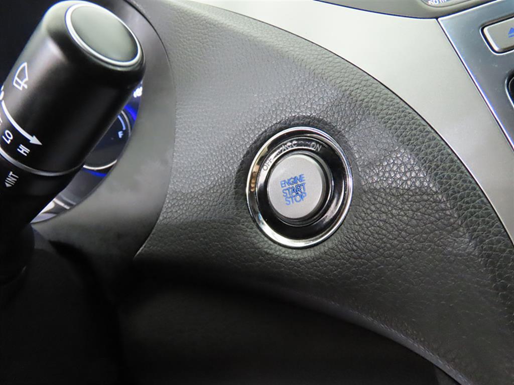 HYUNDAI Grandeur - Vista 11