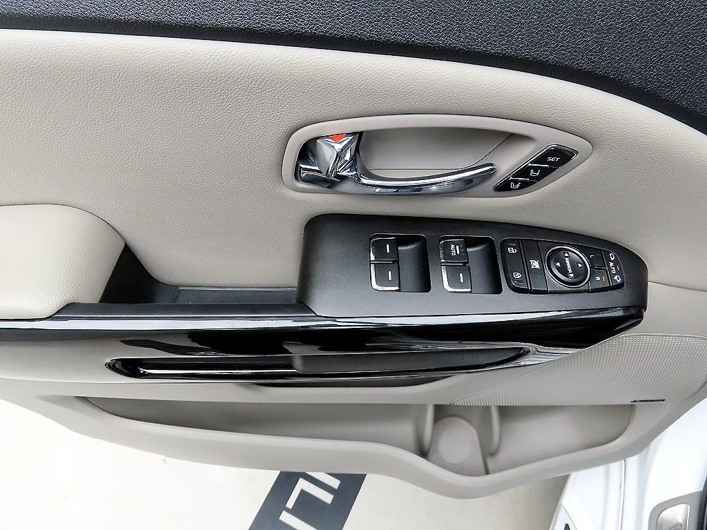 KIA Carnival 2019 Blanco - Importación desde Corea - HF Imports Iquique - Foto 11