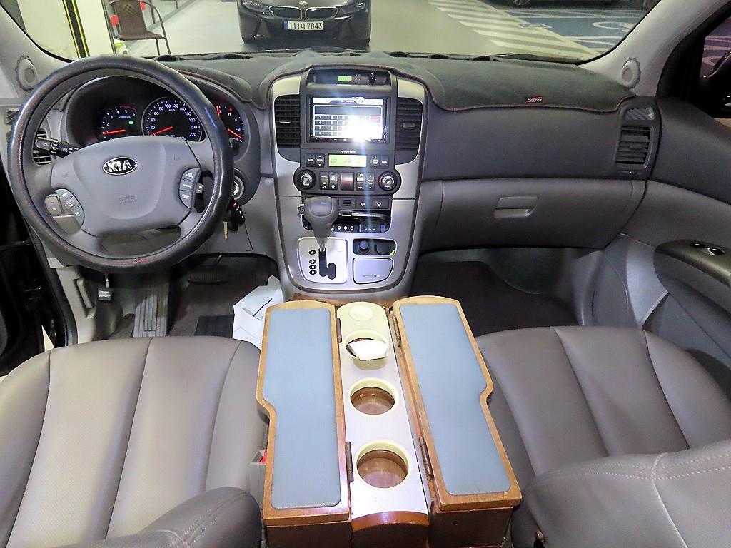 KIA Carnival - Vista 10