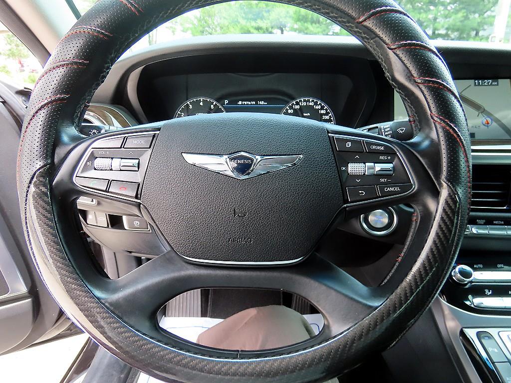 Genesis EQ900 - Vista 8
