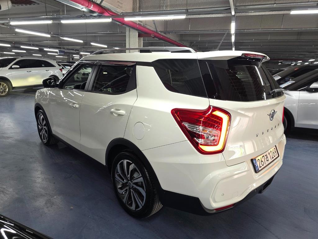 Ssangyong Tivoli - Vista 3
