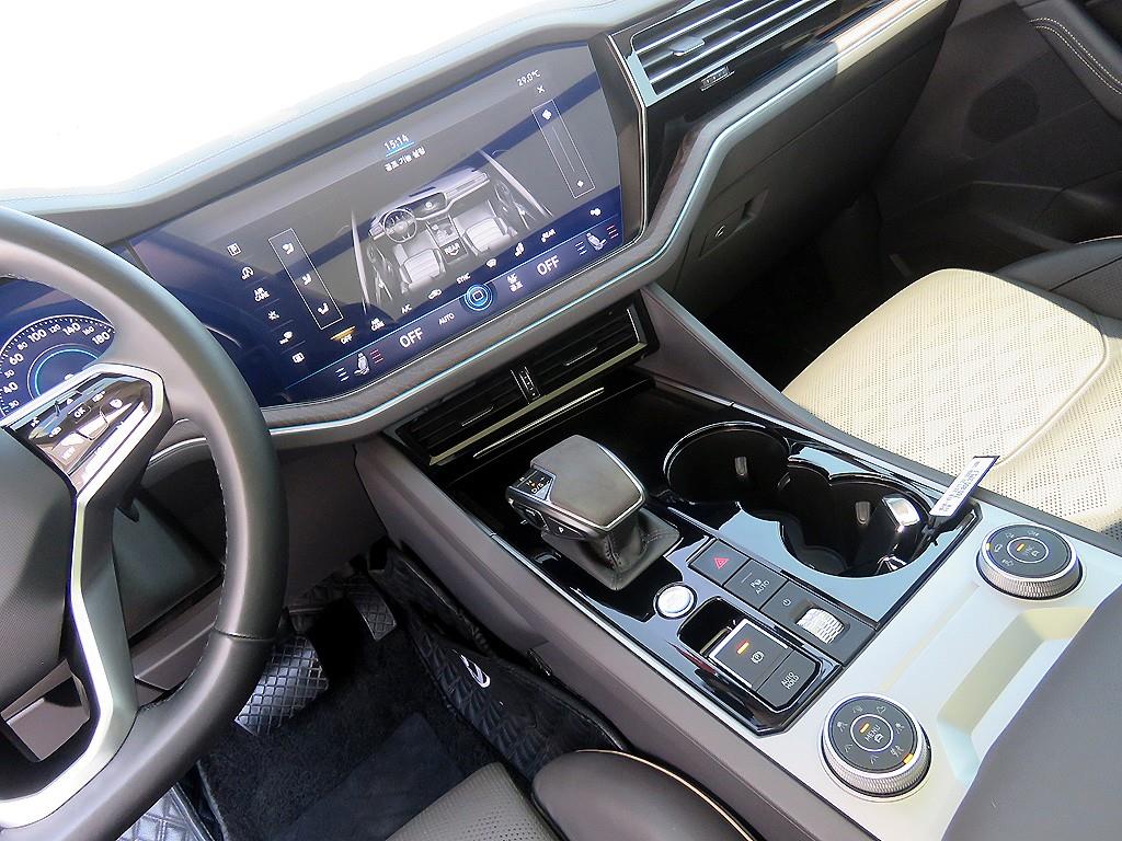 Volkswagen Touareg - Vista 11
