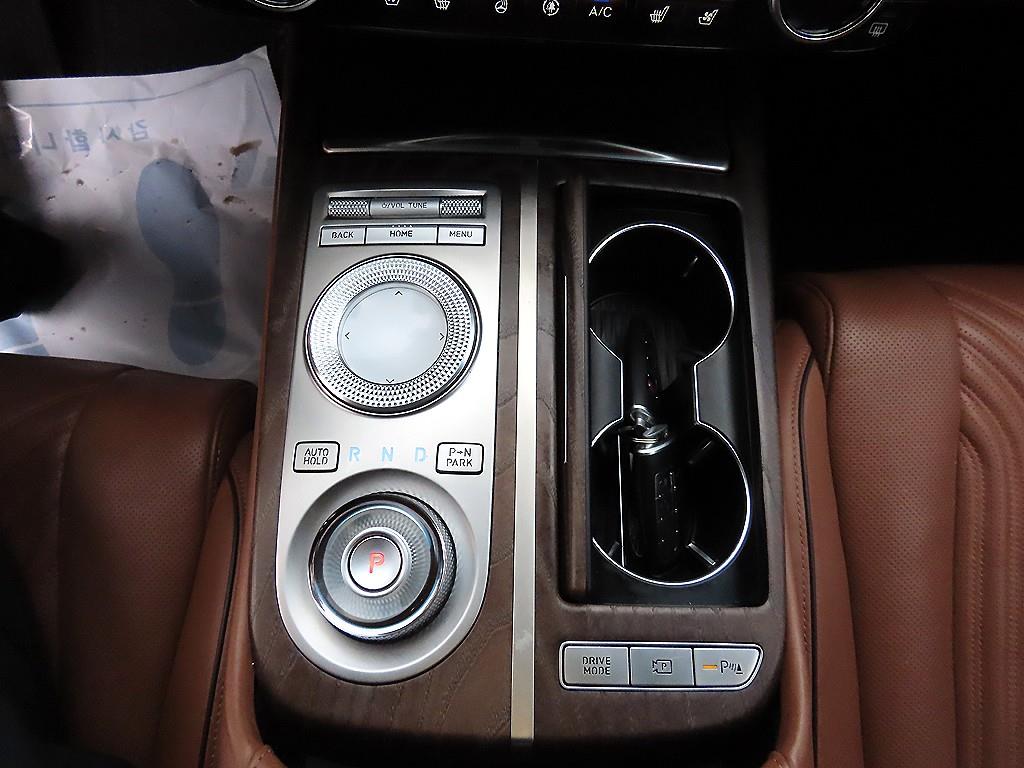 Genesis G80 - Vista 11
