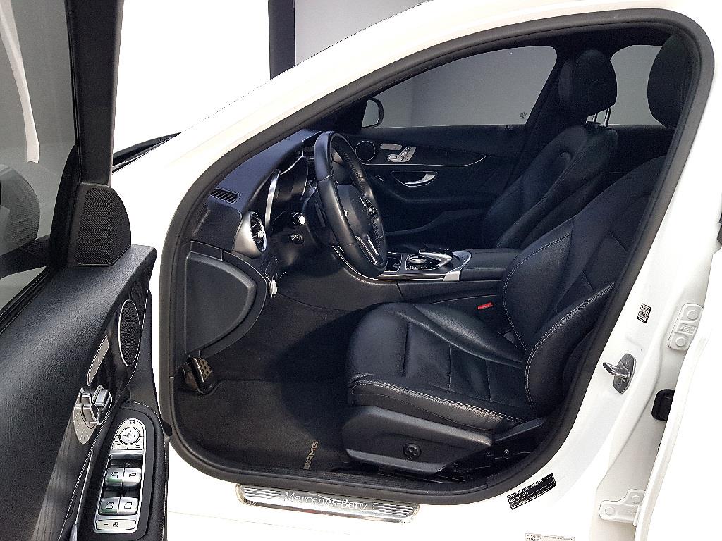 Mercedes Benz C Class - Vista 8