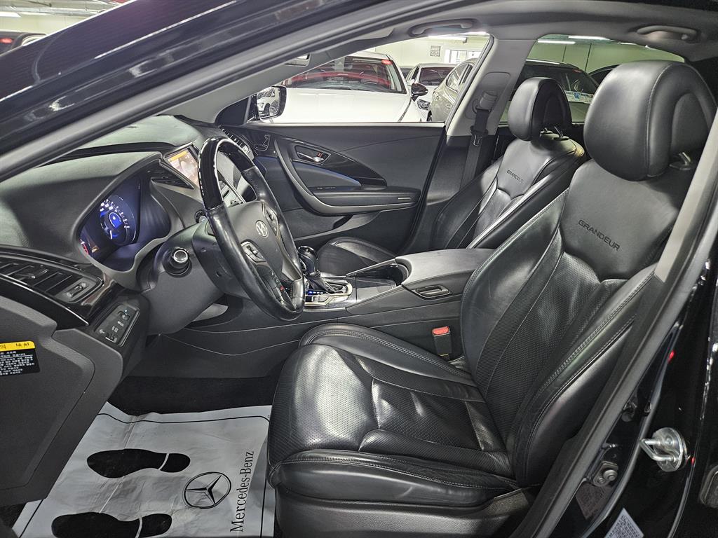 HYUNDAI Grandeur 2012 Negro - Importación desde Corea - HF Imports Iquique - Foto 16