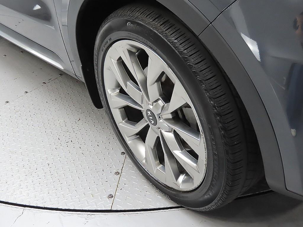KIA Sorento - Vista 9