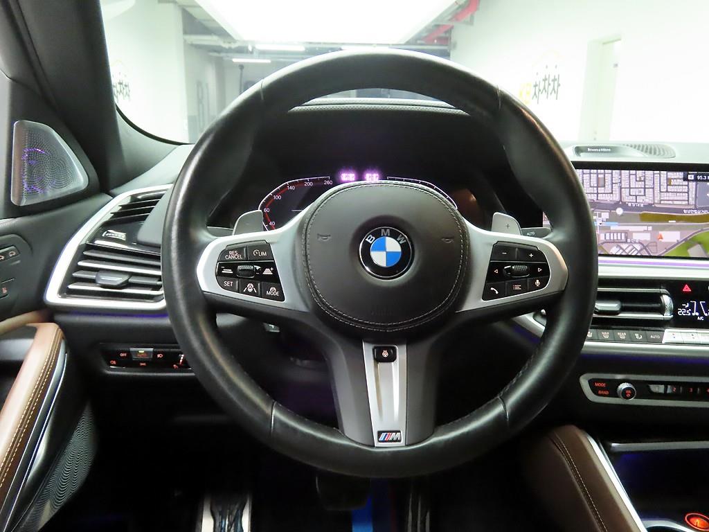 BMW X6 - Vista 8