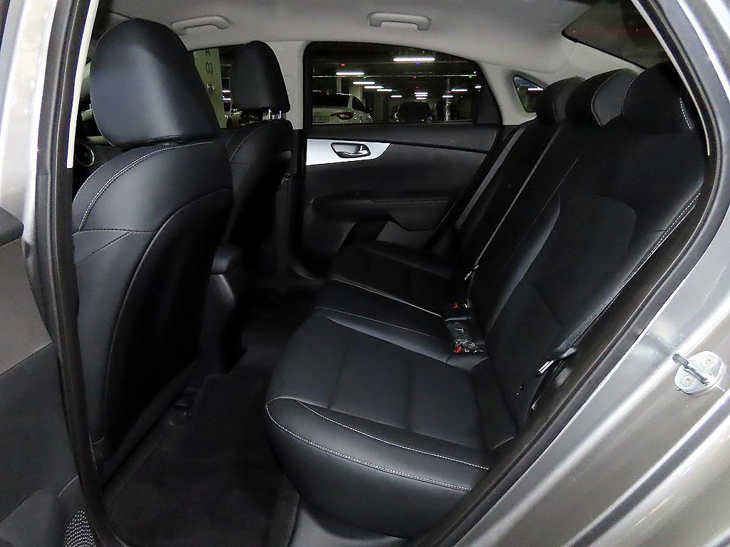 KIA K3 - Vista 7