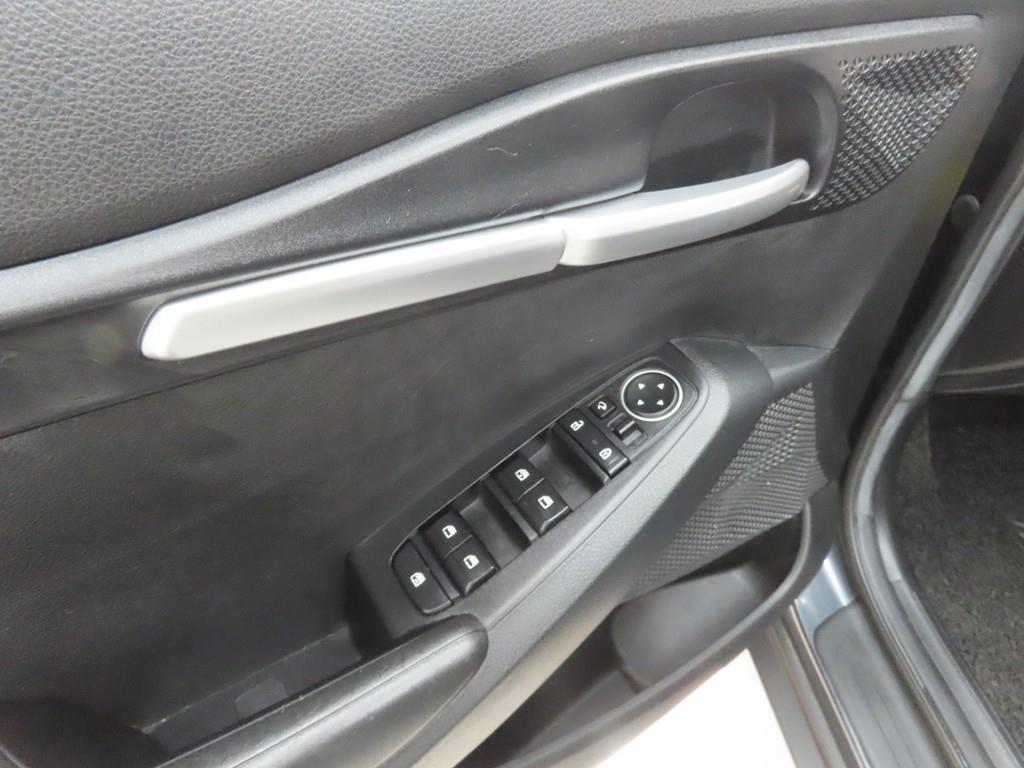 KIA Seltos - Vista 9