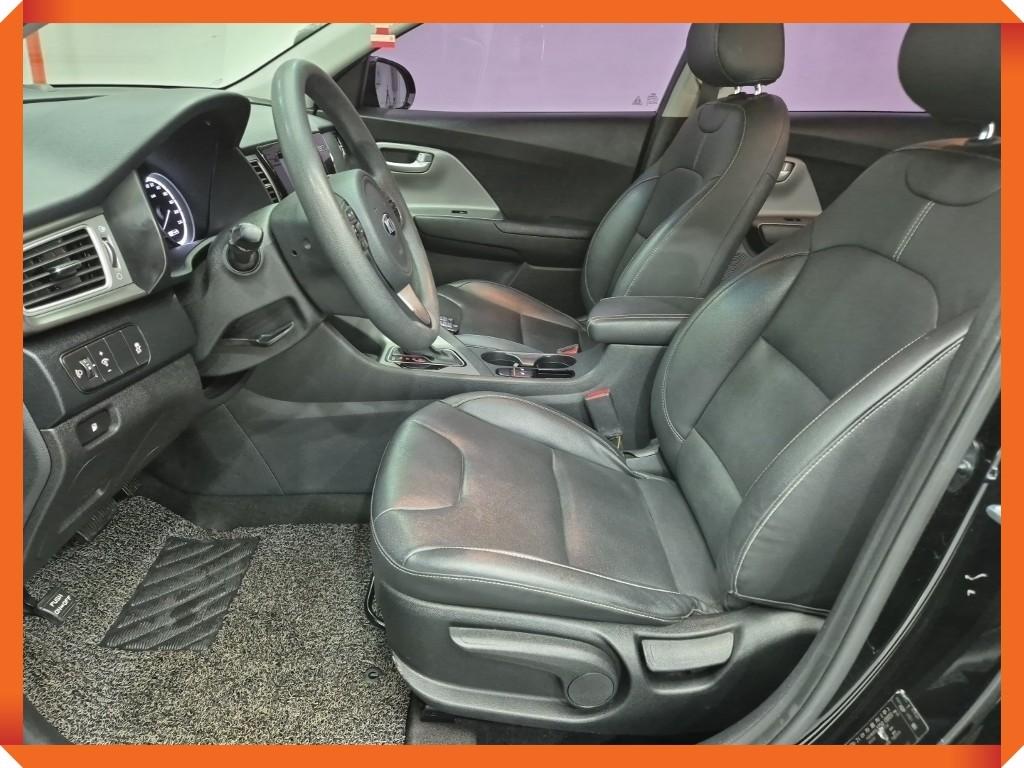 KIA Niro - Vista 8