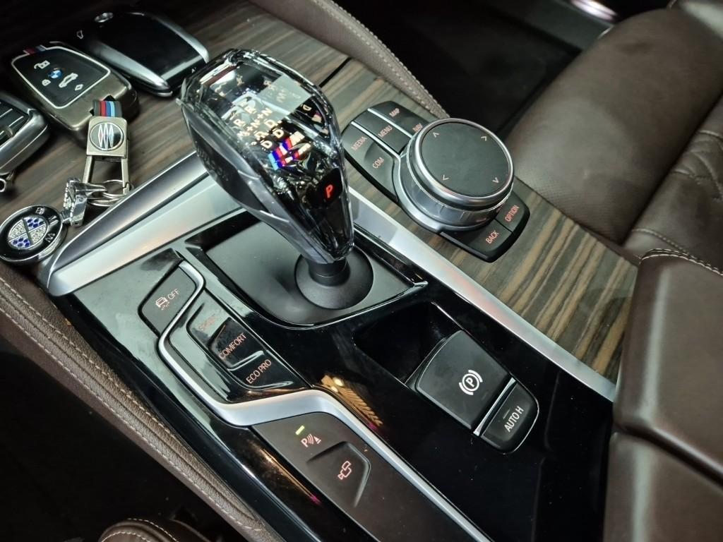 BMW 5 Series - Vista 10