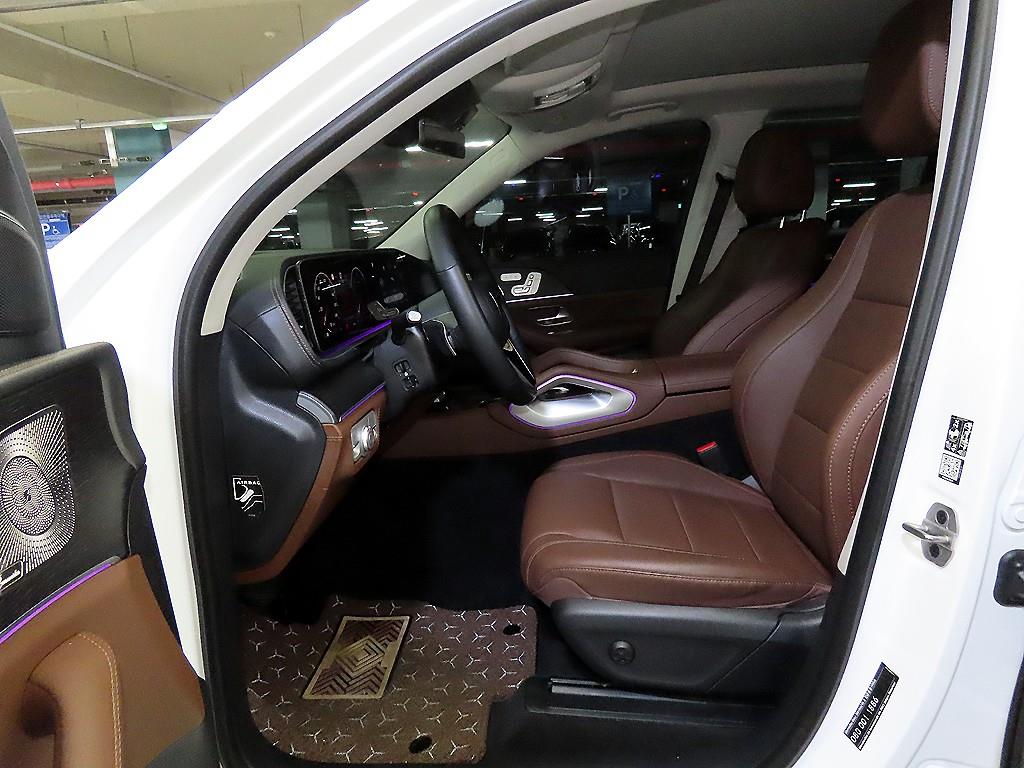 Mercedes Benz GLE Class - Vista 6