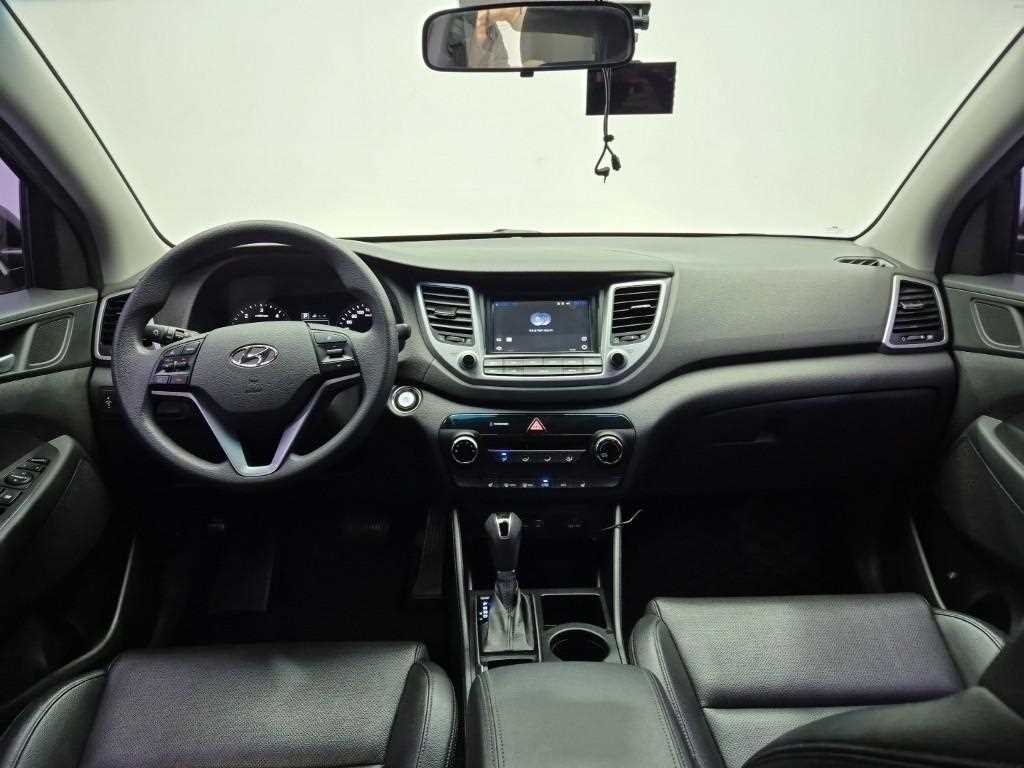 HYUNDAI Tucson - Vista 7