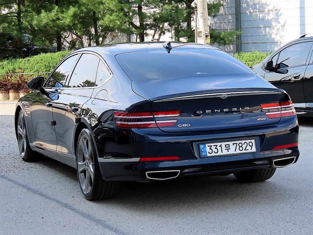 Genesis G80 - Vista 3