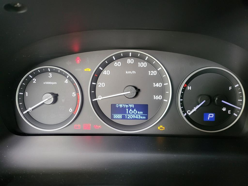 HYUNDAI Starex - Vista 9