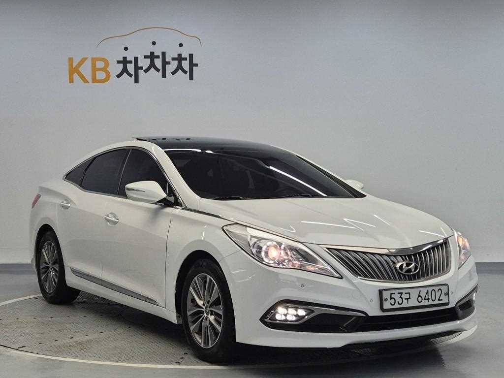 HYUNDAI Grandeur - Vista 4