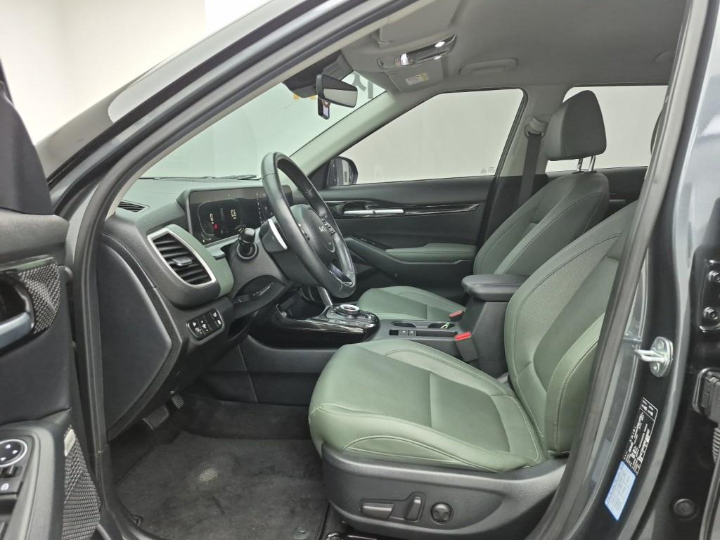 KIA Seltos - Vista 11