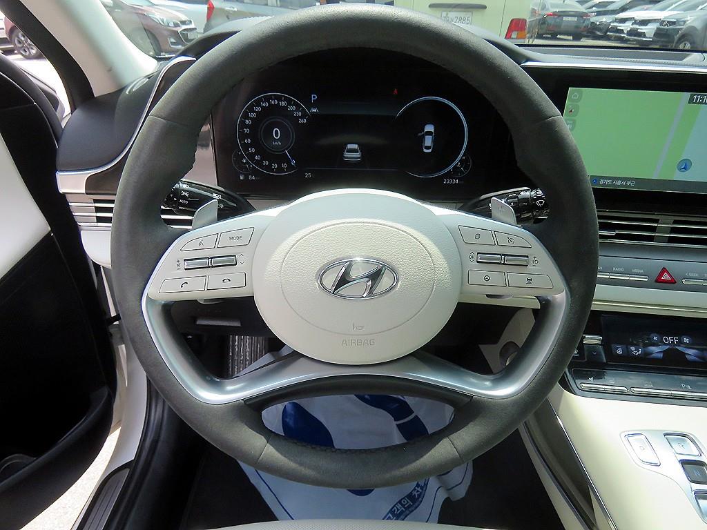 HYUNDAI Grandeur - Vista 9