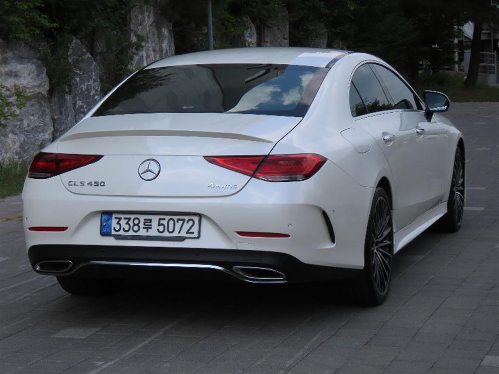 Mercedes Benz CLS Class - Vista 5