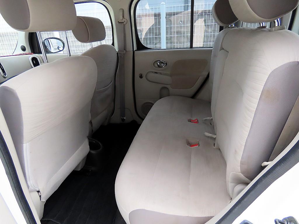 Nissan Cube - Vista 6