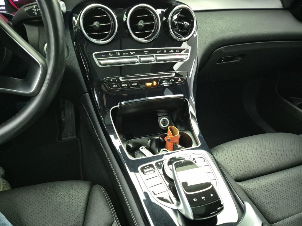 Mercedes Benz GLC Class - Vista 10
