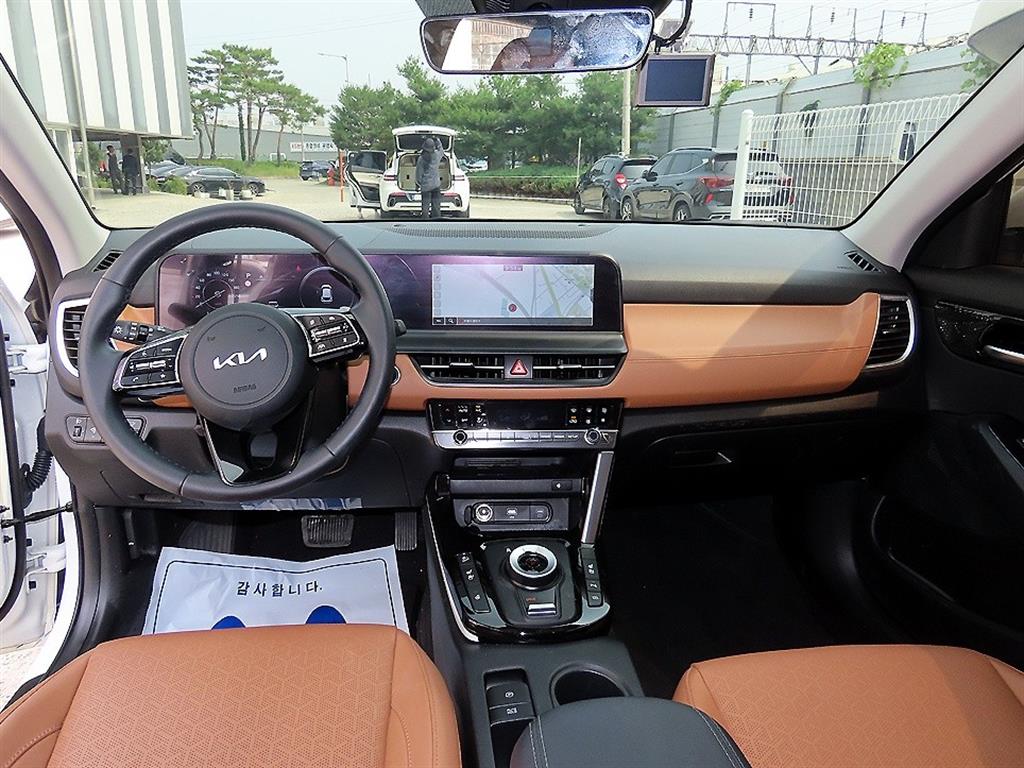 KIA Seltos - Vista 7